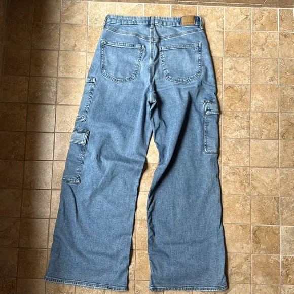 American Eagle Dreamy Drape Curvy Super High-Rise Baggy Wide Leg Jeans EUC Sz 10 - Picture 4 of 14